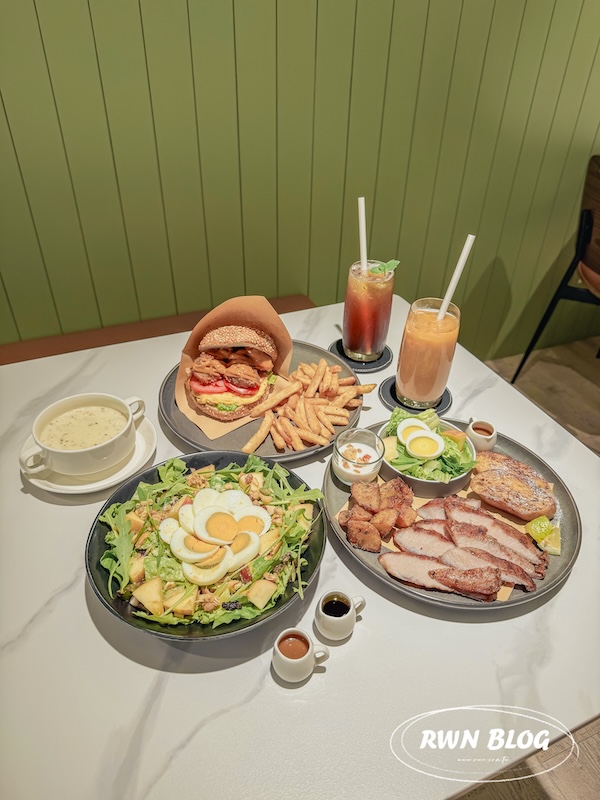 【WHAT Brunch】 台中必訪超人氣質感早午餐，豐盛餐盤與高顏值飲品好拍又好吃！